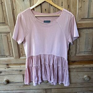 by Anthropologie Small‎ Top Pale Coral Pink Short Sleeve Ruffles Round Neck
